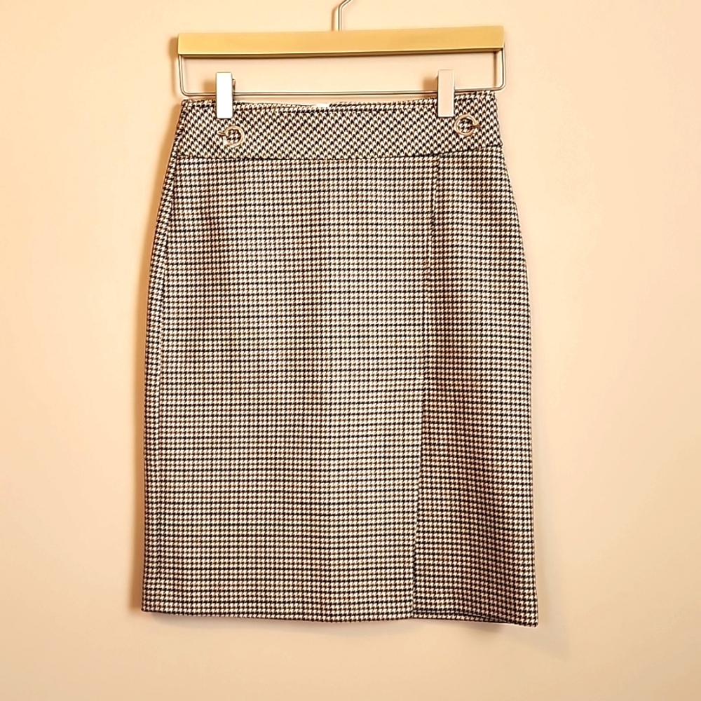 H&M Houndstooth pencil skirt